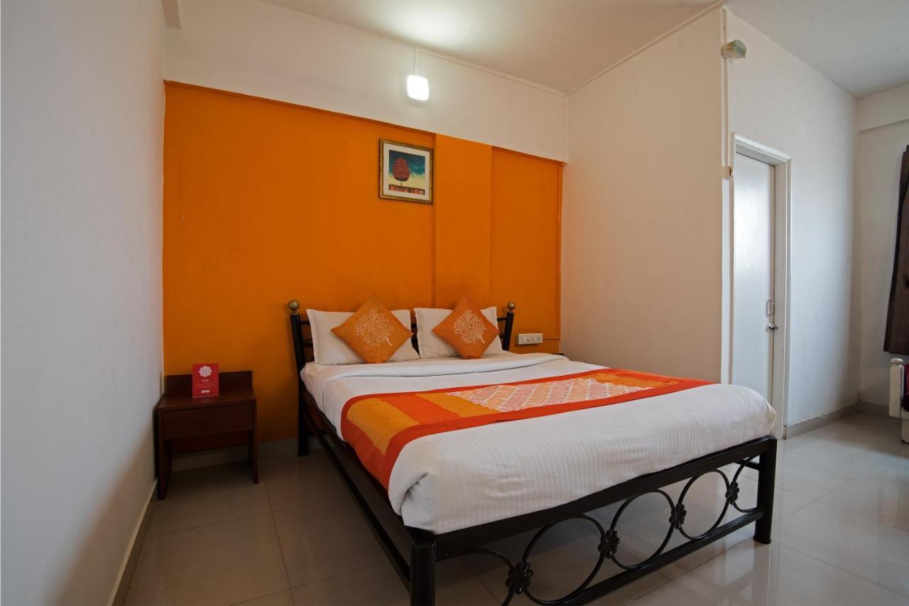 Oyo 1065 Hotel Hmr Royal Inn Πούνε Εξωτερικό φωτογραφία