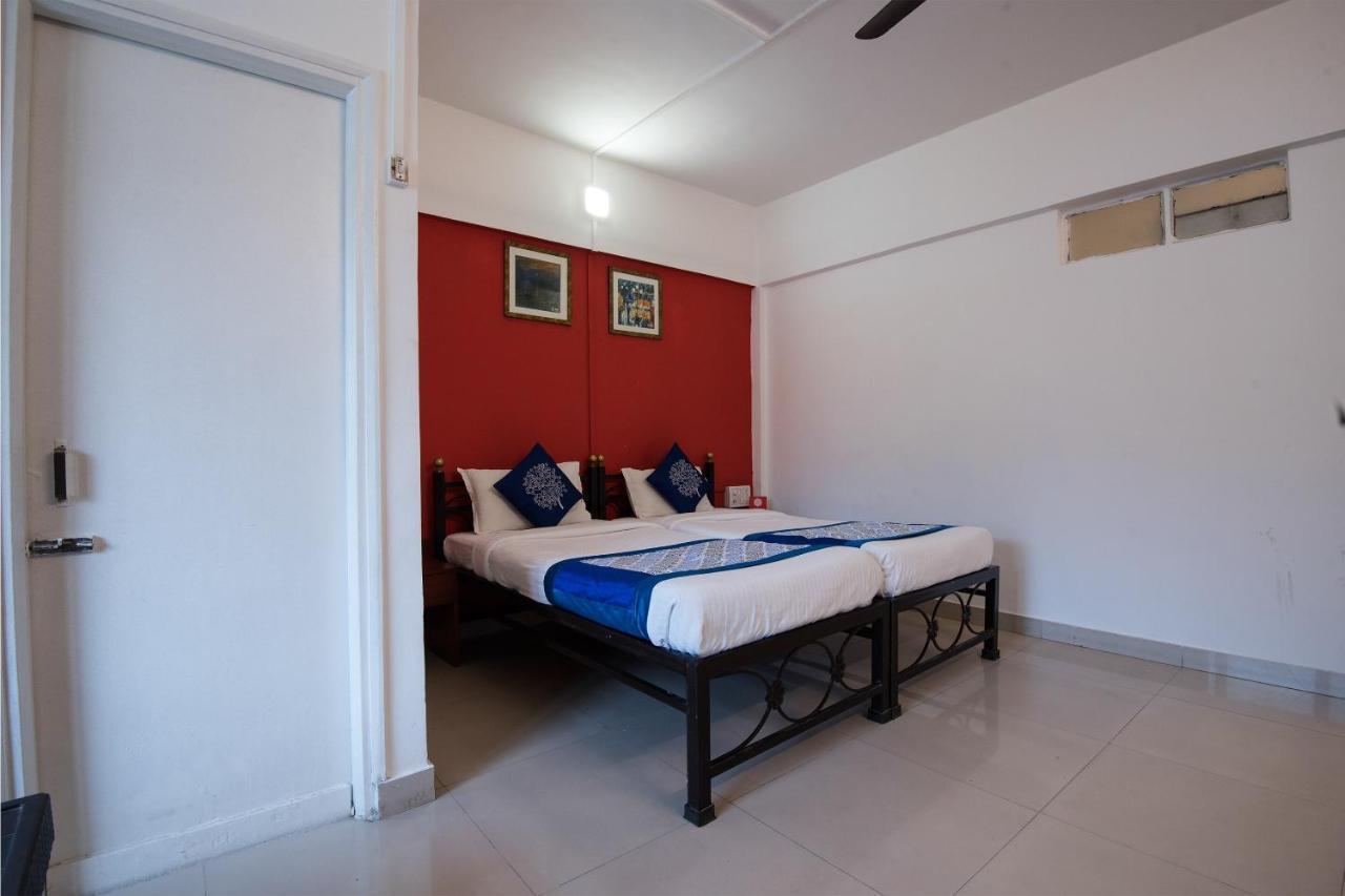 Oyo 1065 Hotel Hmr Royal Inn Πούνε Εξωτερικό φωτογραφία