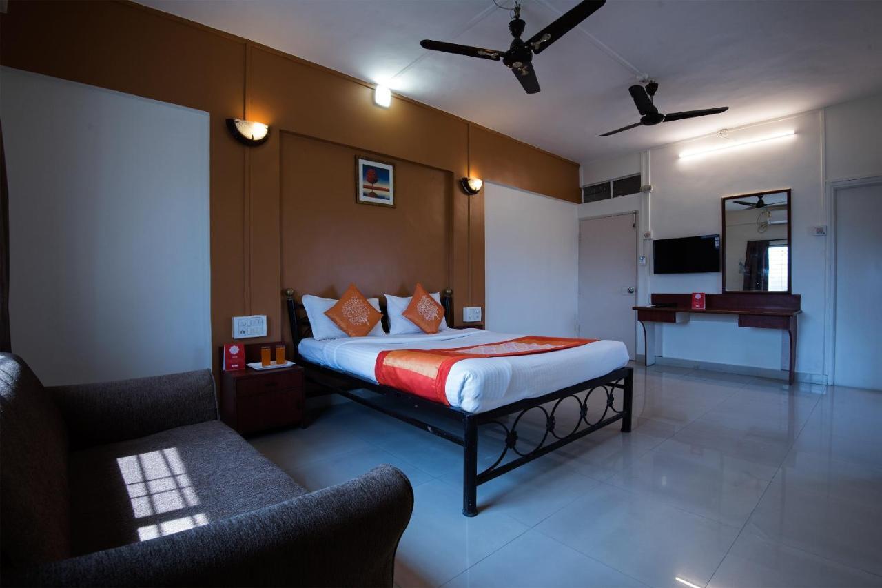 Oyo 1065 Hotel Hmr Royal Inn Πούνε Εξωτερικό φωτογραφία